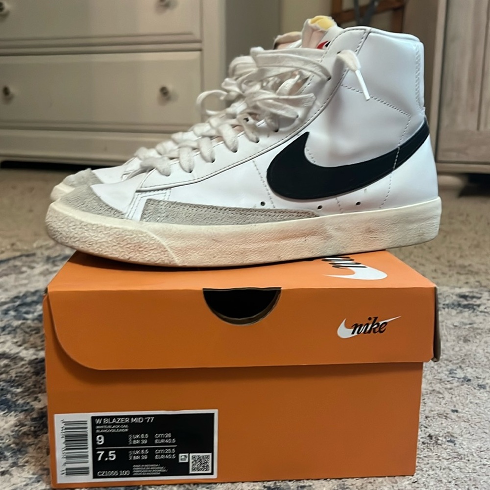 Nike Blazer